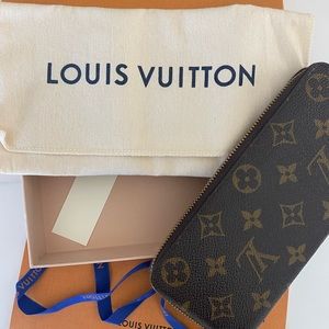 Louis Vuitton Clemence wallet (burgundy interior) monogram